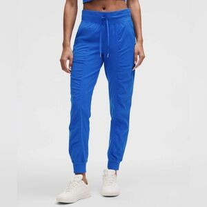 LULULEMON Dance Studio Mid-Rise Joggers in Cerulean Blue Size 4